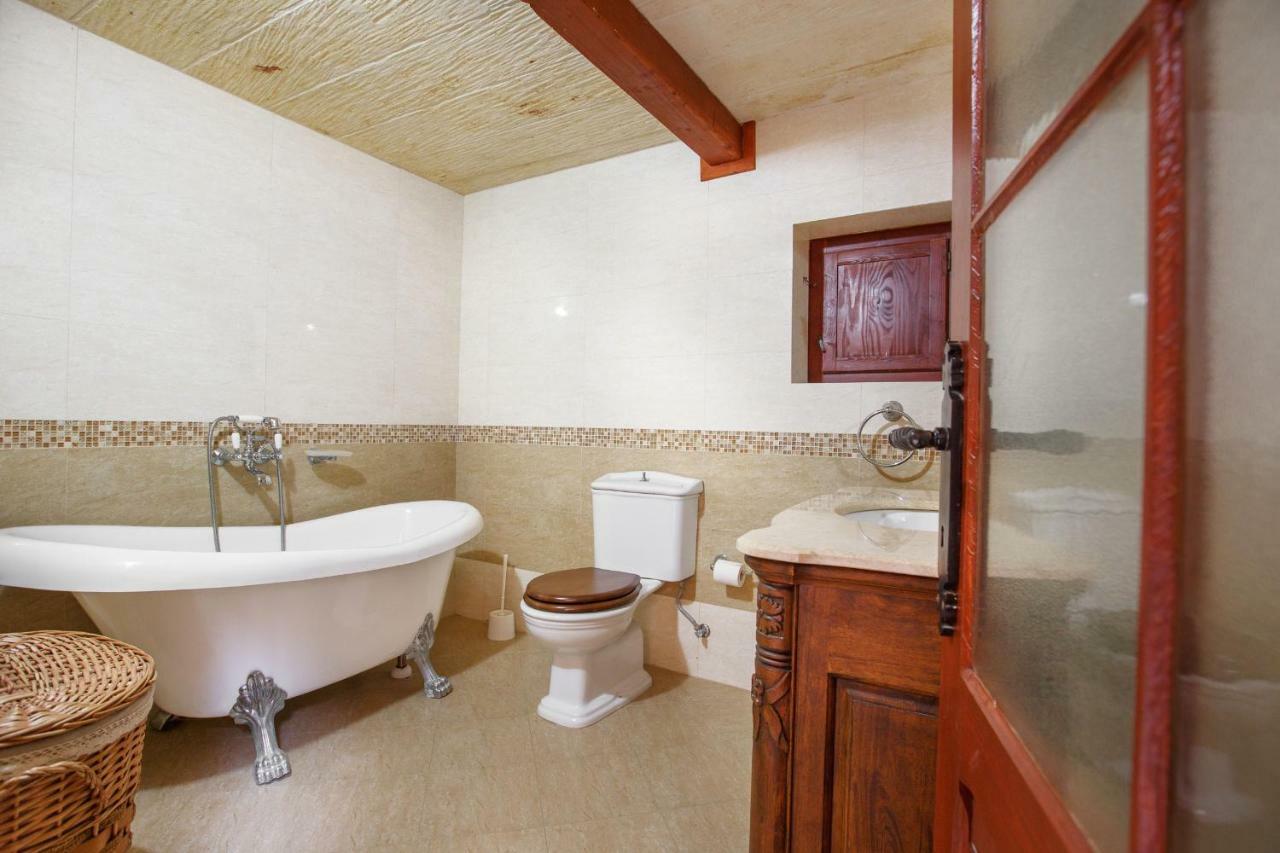 Il-Veduta Holiday Farmhouse With Sunny Private Pool In Island Of Gozo Għarb Dış mekan fotoğraf